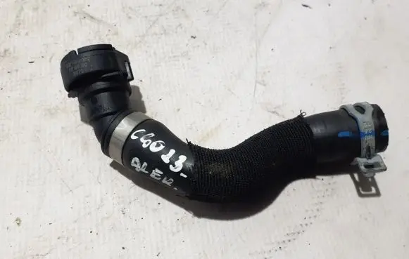 Volvo C40 Engine coolant pipe/hose 32138726