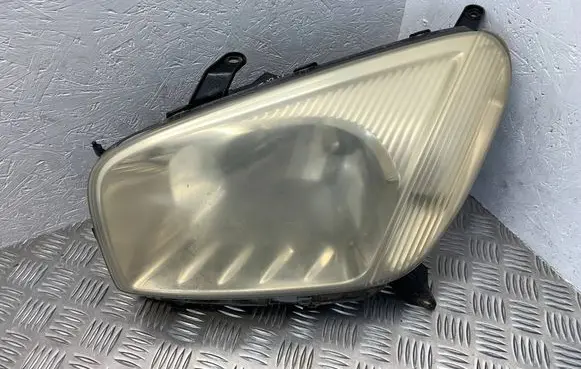 Toyota RAV 4 (XA20) Headlight/headlamp