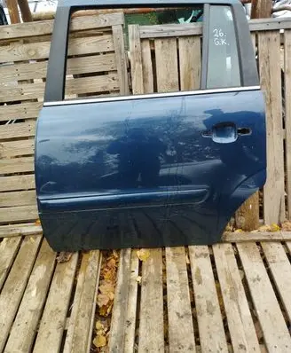 Opel Zafira B Rear door 