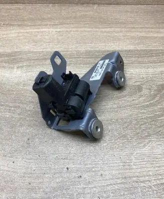 BMW 5 F10 F11 Tailgate window lock/catch/latch 7207046 1397020129 7250299