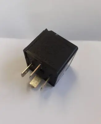 Audi A5 8T 8F Other relay V23136B6X72 8K0951253