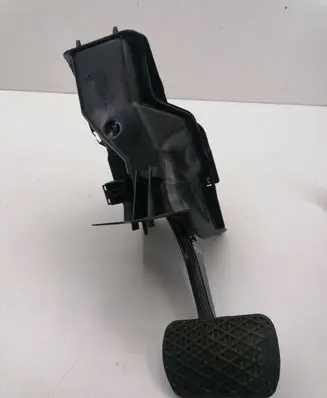 Mercedes-Benz S W220 Brake pedal A2202901201 A2202901119