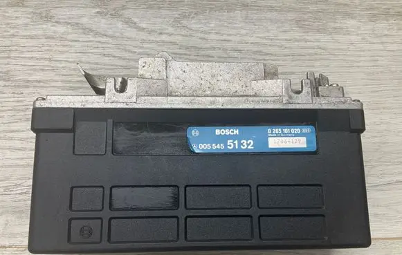 Mercedes-Benz E W124 ABS control unit/module 0265101020
