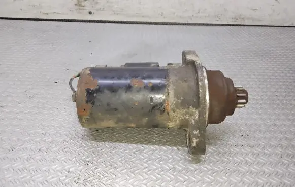 Skoda Octavia Mk1 (1U) Starter motor 1005821896