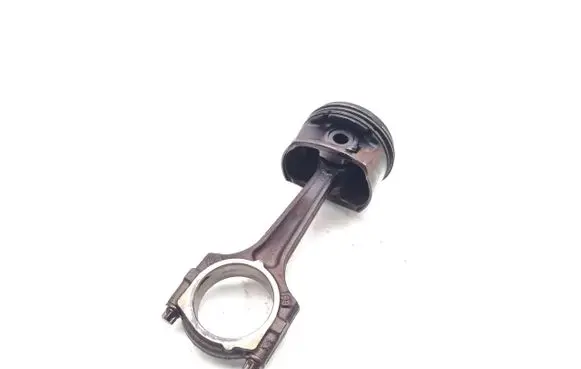 Opel Corsa D Piston with connecting rod A12XER