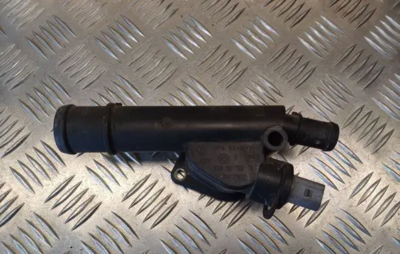 Thermostat/thermostat housing