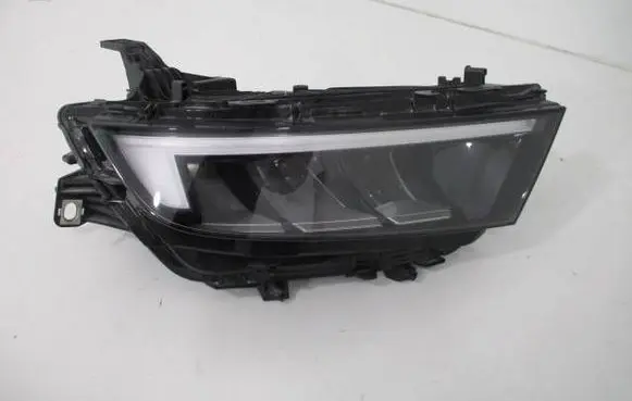 Opel Astra L Headlight/headlamp 9850326680