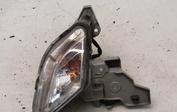 Mazda CX-3 Front indicator light DB2R51360