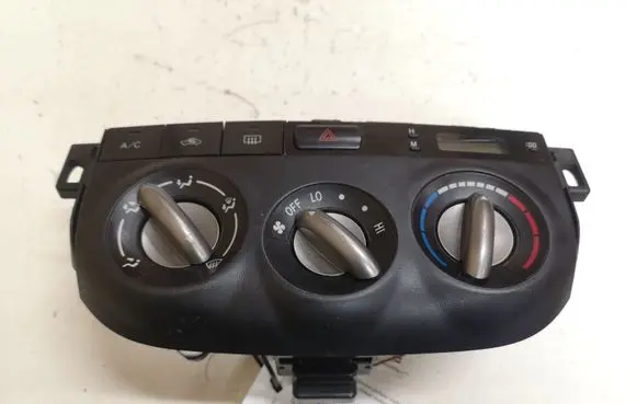 Toyota RAV 4 (XA20) Climate control unit 5590042200 4559112060