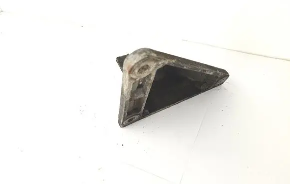BMW 5 E60 E61 Engine mounting bracket 6761149 22116761149