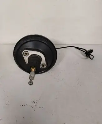 Audi A6 S6 C5 4B Brake booster B3612105