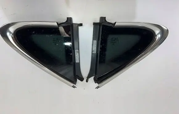 Porsche Taycan 9J1 Rear side window 9J1845297