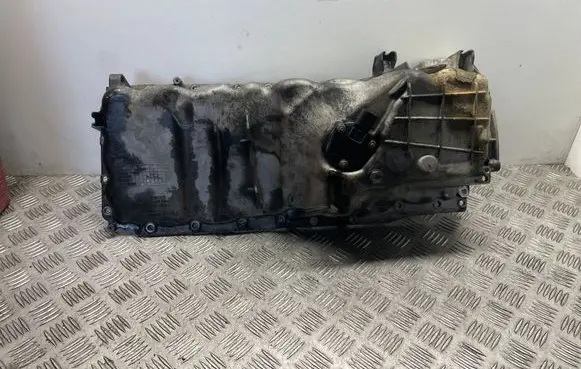 Oil sump