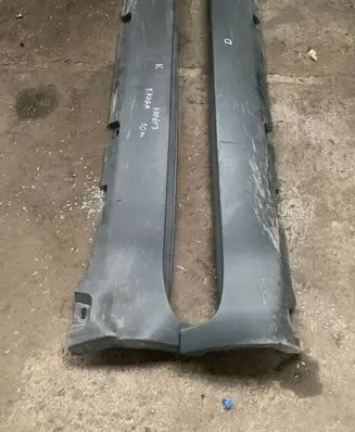 Ford Kuga I Sill