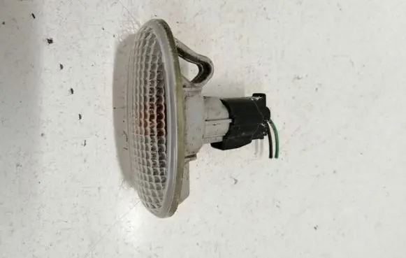 Mazda 6 Front fender indicator light P2829