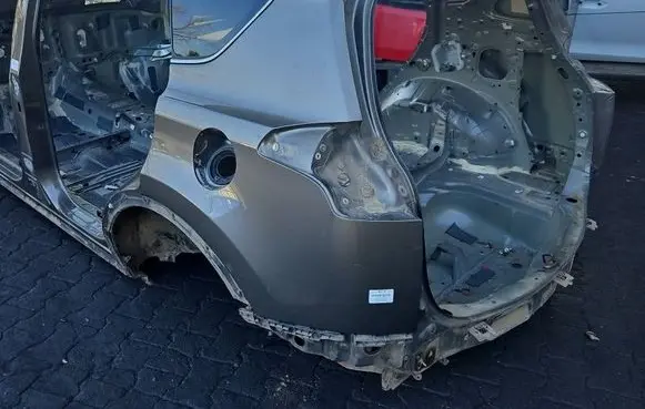 Toyota RAV 4 (XA40) Rear quarter panel IMPRK1563747