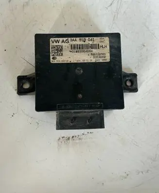 Volkswagen PASSAT CC Power management control unit 3aa919041