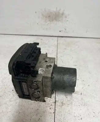 Mercedes-Benz E W211 ABS Pump A2114311312