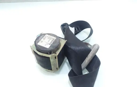 Mazda 3 I Front seatbelt 6033305 6032792