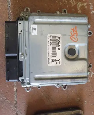 Volvo S60 Engine control unit/module 31336983 0281018414