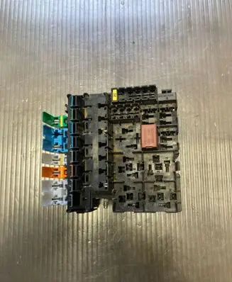 Renault Laguna III Fuse box set 55RJ10A40