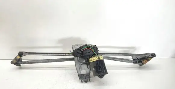 Audi A6 S6 C4 4A Front wiper linkage and motor 0390241330