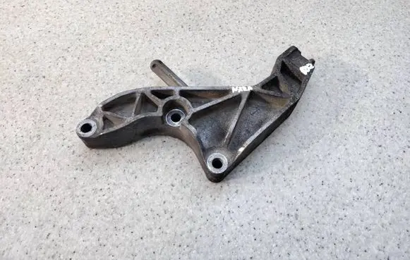 Opel Astra H Gearbox mount 24459826