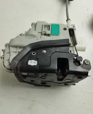 Audi Q5 SQ5 Front door lock 8X1837015C