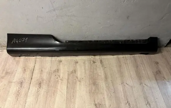 Audi TT TTS Mk2 Front sill (body part) 8J0853856