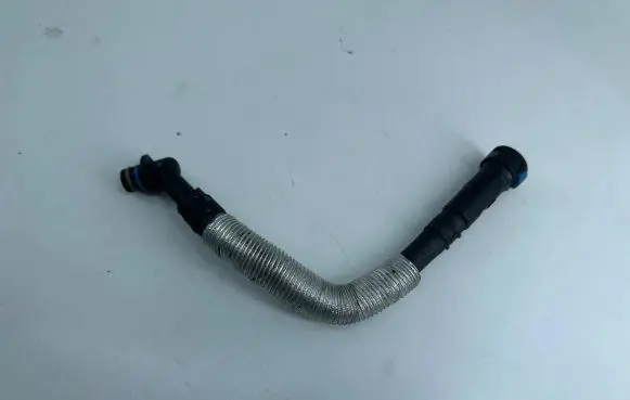 Audi A7 S7 4G Fuel line pipe 059130308E