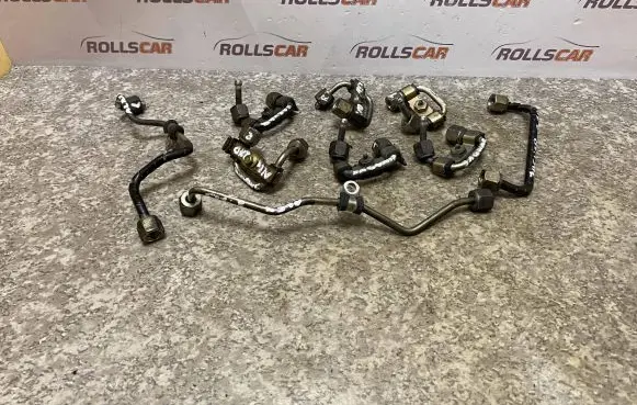 Jaguar S-Type Fuel line pipe