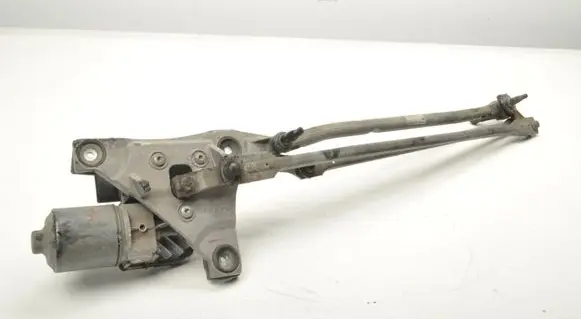Volvo V50 Front wiper linkage and motor 30699342
