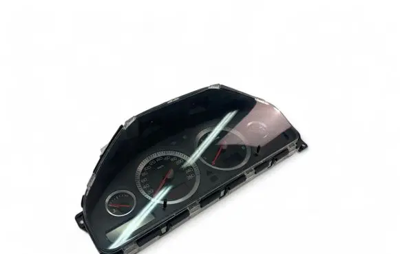 Volvo S60 Speedometer (instrument cluster) 30746100