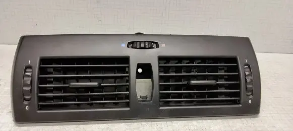 BMW X3 E83 Dash center air vent grill 3400074 251222112 251222098