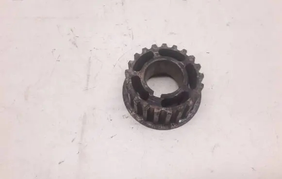 Peugeot 406 Fuel pump gear (pulley) 
