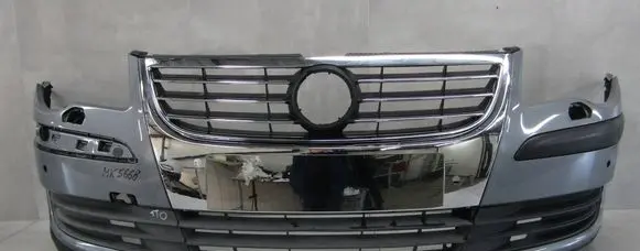 Volkswagen Touran I Front bumper 1T0807221D