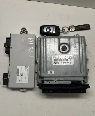 Engine ECU kit and lock set