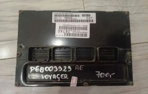 Chrysler Voyager Engine control unit/module ECU P68003323AE