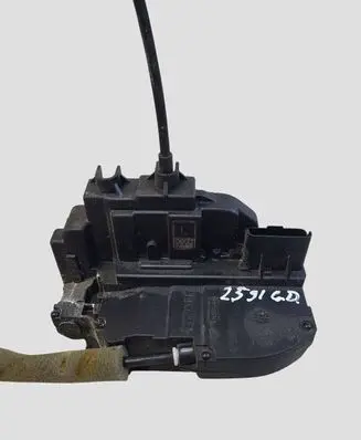 Renault Koleos I Rear door lock 01808C