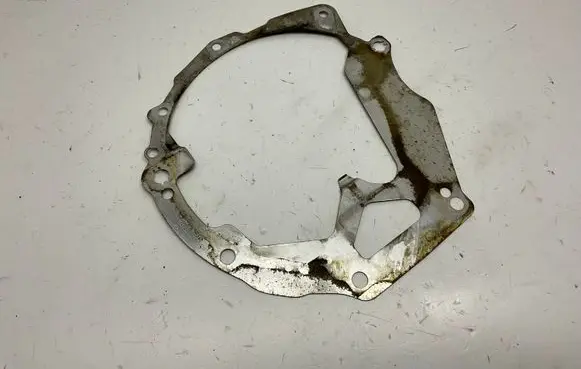 Volkswagen Caddy Gearbox gasket 03N103647