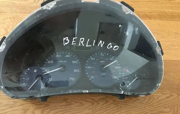 Citroen Berlingo Speedometer (instrument cluster) 9662746080 000709514 CE1KVX37