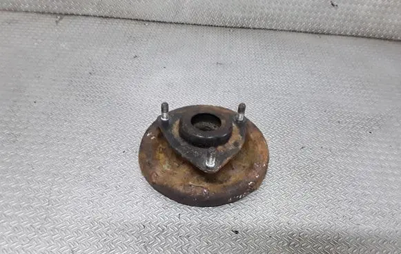 Mitsubishi Lancer VIII Coil spring mount 