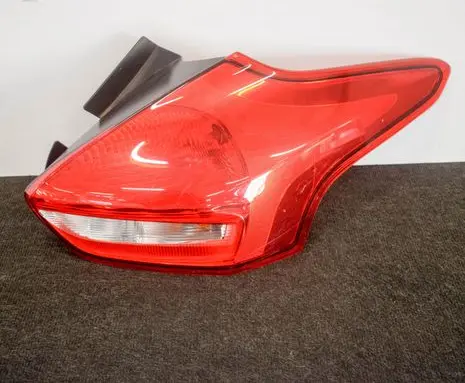 Ford Focus Rear/tail lights F1EB13404CF