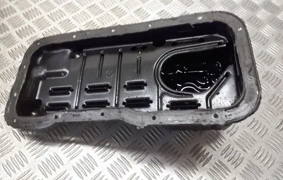 Nissan Almera Tino Oil sump 