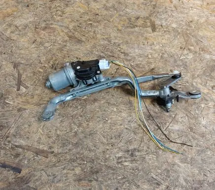 Toyota Yaris Front wiper linkage and motor 851100D191