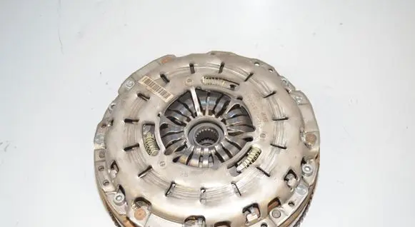 BMW X1 E84 Clutch set kit 7512083 21217512083 7610857