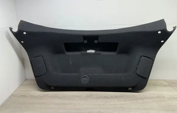 Volkswagen PASSAT CC Tailgate trim 