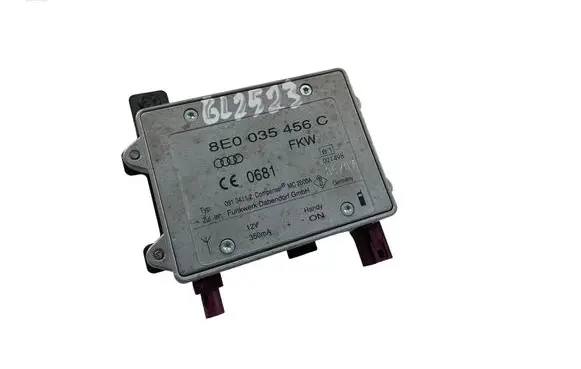 Audi A4 S4 B7 8E 8H Sound amplifier 8E0035456C
