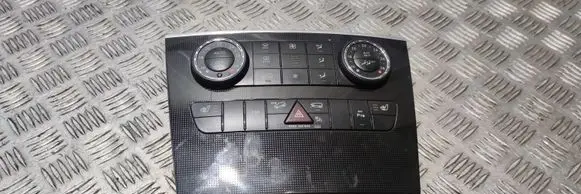 Mercedes-Benz ML W164 Climate control unit A1646804417