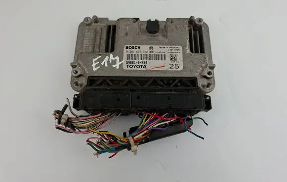 Toyota Aygo AB10 Engine control unit/module 896610H250 0261S07612